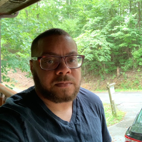 Meet your Posher, Devlyn - Picture 1 of 1